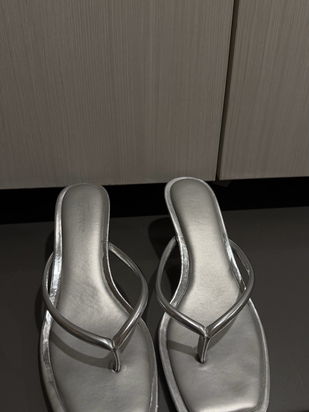 Women's Silver Metallic Thong Sandals